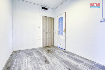 Pronájem bytu 2+1, 71 m², Rovná - 3