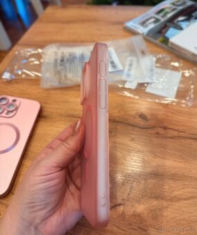 Obaly IPhone 16 pro max - 3