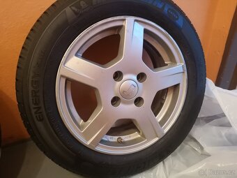 Prodám sadu letních pneu Michelin 175/65 R14 - 3