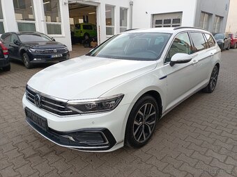 VW Passat B8 GTE 1.4 eTSI 160kW DSG Tažné ACC Kamera ERGO - 3