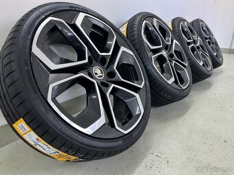letní original al sada Škoda Octavia RS Altair R19 - 3