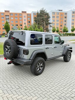 Jeep Wrangler Unlimited 2.0T 200kw—2019–automat—84.000km - 3