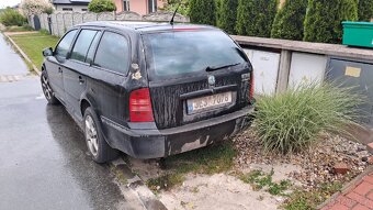 Škoda octavia 1.9tdi na náhradní díly - 3