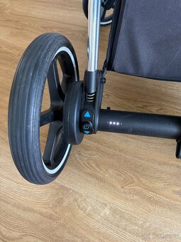 Kočárek Cybex e-Priam včetně příslušenství - 3