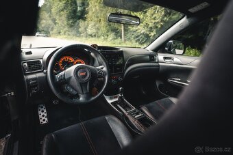 Subaru Impreza wrx sti - 3