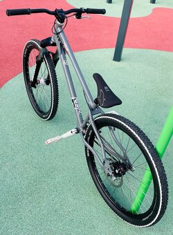 Dirt street jump bike - 3