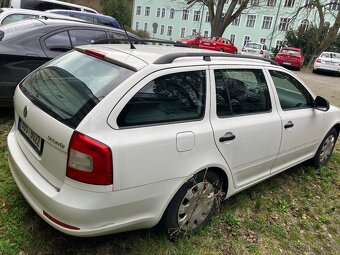 PRODEJ AUTOMOBILU ŠKODA OCTAVIA 8B5 9022 - 3