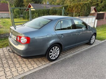 VW Jetta 1.6, 75 kw, 1. Majitel - 3