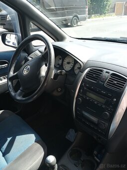 Mazda Premacy - 3