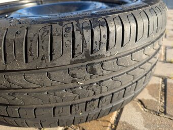 Nové náhradní kolo R18 a nejetá pneu Pirelli - 3