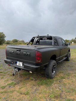 Dodge RAM 1500 5.7HEMI 2006 laramie - 3