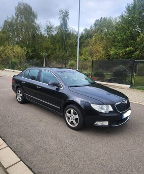 Škoda Superb 2.0TDI 103Kw Elegance - 3