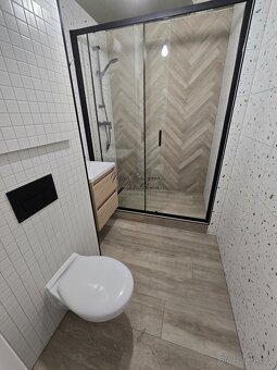 Prodej kompletně zrekonstruovaného bytu 2+1 s balkonem, v ul - 3