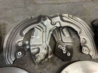 Přední brzdy bmw e90/91 - 3