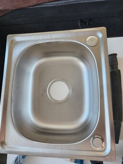 Nerezový dřez s baterií a příslušenstvím – nový set 42×37×13 - 3