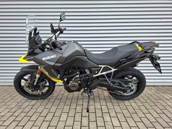 Suzuki V-Strom 800 (ČERNÁ) - 3