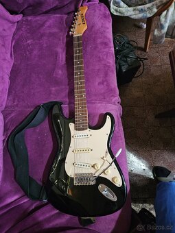 Kytara elektricka - 3
