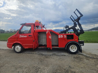 Odtahove vozidlo Iveco daily 35-10 r.v.1997 - 3