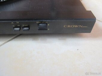 Nabízím gramofon Crown hifi. PLně funkční.Chybí kryt Nese - 3