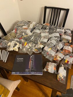 LEGO Icons 10341 NASA Artemis Space Launch System - 3