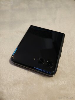 Motorola RAZR 40 ultra 8/256GB - 3