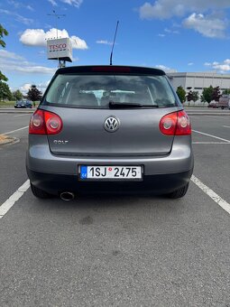 Volkswagen Golf V 1.4 16V - 3