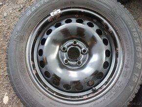 Prodám sadu kol VW 185/65R15 zimní - 3