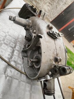 Jawa 50 motor 05 - 3