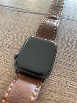 Apple Watch SE 44mm - 3
