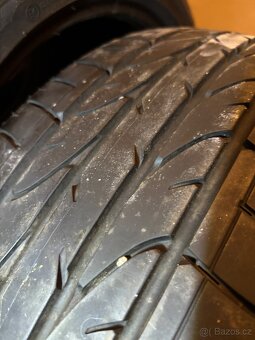 225/45 19 92W Letni sada Bridgestone Dueler - 3