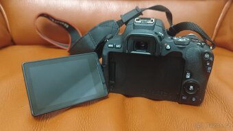 Canon 200d - 3