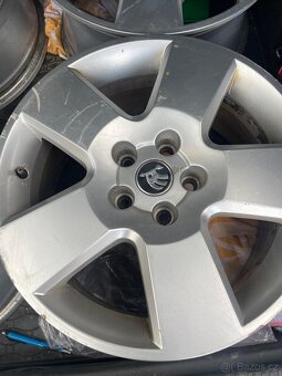 ORIGINÁL ALU KOLA ŠKODA R17 - 3