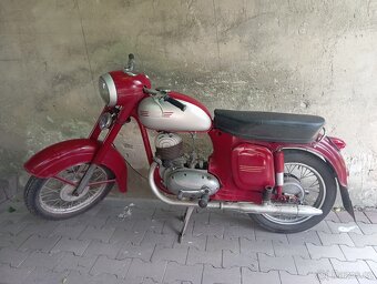 3X JAWA 250 BEZ TP - 3