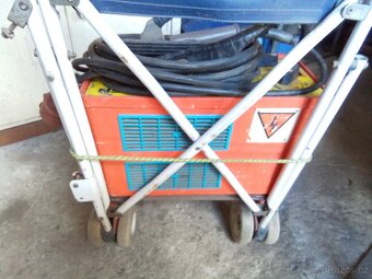 Retro svářečka - 3