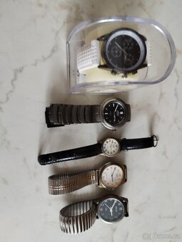 Staré budíky a hodinky - 3