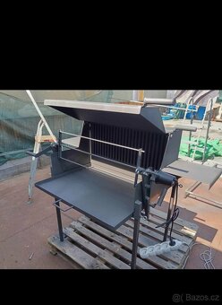 Krásný, pevný gril , nový - 3