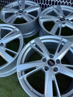 Originál alu kola Audi RS3 S3 A3 5x112 R19 nová sada - 3