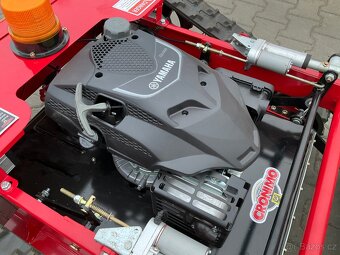 Sekačka na dálkové ovládáni CR-55 s radlici na snih - 3