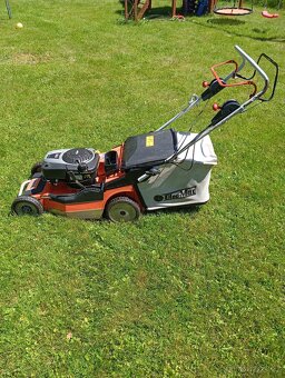 Sekačka Oleo-Mac LUX 55 TBI – silný motor B&S - 3