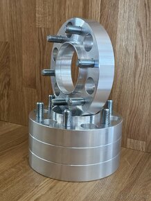 Rozšiřovací podložky 6x139,7 Toyota - 3