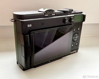 Panasonic Lumix S9 (zelený) - 3