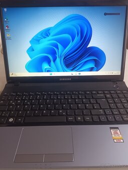 Samsung 305E (čtyřjádrový procesor ) RAM 6 GB SSD - 3