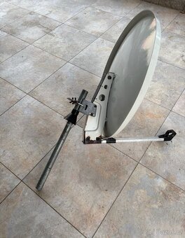 Satelitní parabola Quad LNB - 3