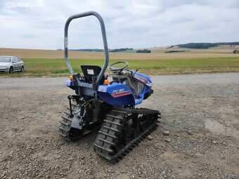 JAPONSKÝ PÁSOVÝ MALOTRAKTOR ISEKI TPC15 - 3