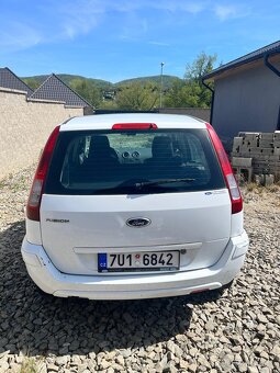 Ford Fusion - 3