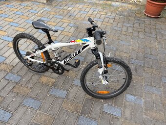 SCOTT SCALE JR 20 - 3
