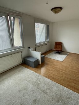 pokoj 18m2 CZ/SK only - 3