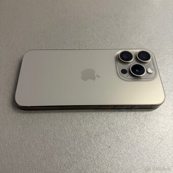 iPhone 15 Pro 256GB, pěkný stav, 12 měsíců záruka - 3