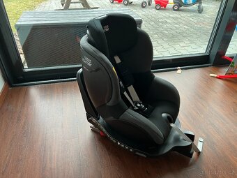 Britax Römers Autosedačka s nohou DUALFIX M i-SIZE - 3