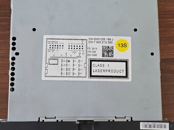 Autorádio Bosch z T5.1 - 3